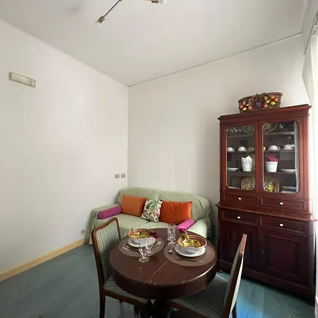 Naos - Al Teatro Greco Guest house