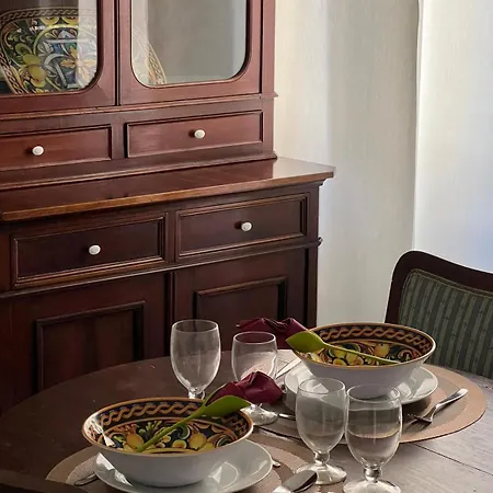 Naos - Al Teatro Greco Guest house Syracuse
